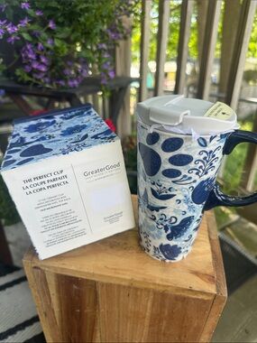 GreaterGood Blue Floral Ceramic Travel Mug with Lid plus matching gift box